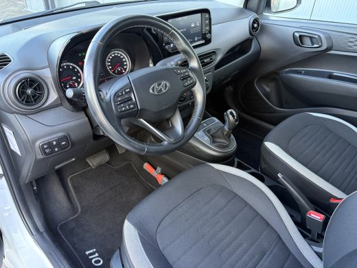 Hyundai i10 1.0 66pk Comfort 5-zits Automaat | LED | Airco | Carplay | Bestuurdersstoel in hoogte verstelbaar... ActivLease financial lease