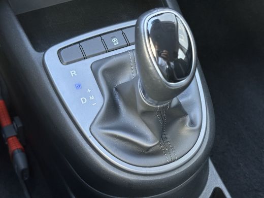 Hyundai i10 1.0 66pk Comfort 5-zits Automaat | LED | Airco | Carplay | Bestuurdersstoel in hoogte verstelbaar... ActivLease financial lease
