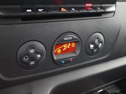 Opel Movano 2.3 180 PK TURBO AUTOMAAT *63.614 KM!* + TREKHAAK CAMERA | CARPLAY | CLIMATE | CRUISE CONTROL ActivLease financial lease