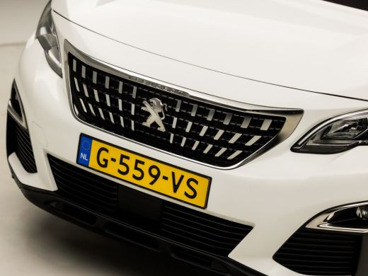 Peugeot 3008 1.2 PureTech Sport (APPLE CARPLAY, GROOT NAVI, LANE ASSIST, SPORTSTOELEN, PARKEERSENSOREN, TREKHA... ActivLease financial lease