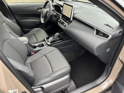 Toyota Corolla Cross Hybrid 180 Executive | Navigatie | Apple CarPlay/Android auto | Achteruitrijcamera | Stoelverwarm... ActivLease financial lease