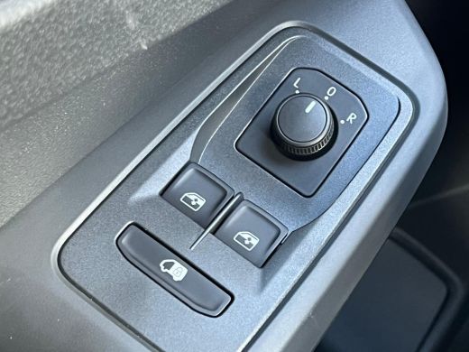 Volkswagen Caddy 2.0 TDI Comfort | Trekhaak | Airco | Apple Carplay | Cruise control | BPM vrij !! . ActivLease financial lease