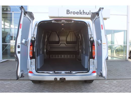 Volkswagen e-Transporter L2 Style 64 kWh 218 PK | Trekhaak | Sidebars | PDC | Camera | Navi | ACC | App Connect | Glaslook... ActivLease financial lease