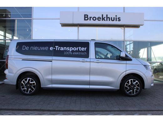 Volkswagen e-Transporter L2 Style 64 kWh 218 PK | Trekhaak | Sidebars | PDC | Camera | Navi | ACC | App Connect | Glaslook... ActivLease financial lease