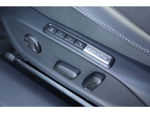 Volkswagen ID.7 Pro Limited Edition Inclusief &euro;2000,- inruilvoordeel| Achterbank in ongelijke delen neerklapbaar ... ActivLease financial lease