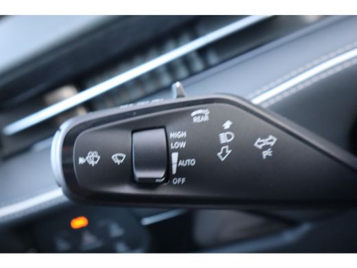 Volkswagen ID.7 Pro Limited Edition Inclusief &euro;2000,- inruilvoordeel| Achterbank in ongelijke delen neerklapbaar ... ActivLease financial lease