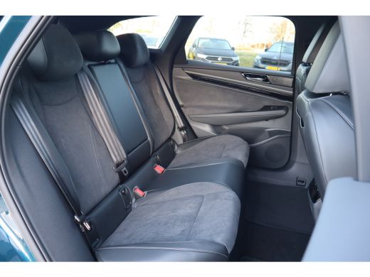Volkswagen ID.7 Pro Limited Edition Inclusief &euro;2000,- inruilvoordeel| Achterbank in ongelijke delen neerklapbaar ... ActivLease financial lease