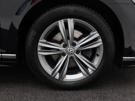 Volkswagen Passat Variant 1.5 TSi 150 Pk Automaat R-Line | Adaptive Cruise | CarPlay | Navigatie | Bluetooth | Park... ActivLease financial lease
