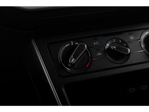 Volkswagen Polo 1.0 TSI Life Edition | Led | Camera | Airco | ActivLease financial lease