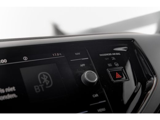 Volkswagen Polo 1.0 TSI R-Line | Adaptive cruise | Audio | Carplay | ActivLease financial lease