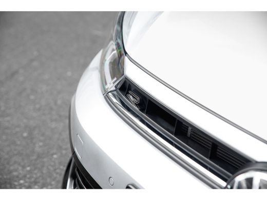 Volkswagen Polo 1.0 TSI R-Line | Adaptive cruise | Audio | Carplay | ActivLease financial lease