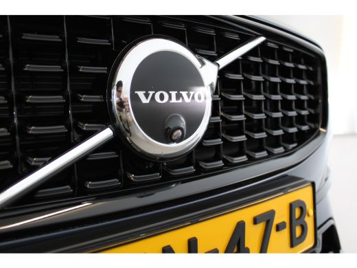 Volvo  V90 T6 350PK Ultra Dark | 360° | HK Audio | Gelam. Glas | Trekhaak | Adap Cruise | Panoramadak ActivLease financial lease