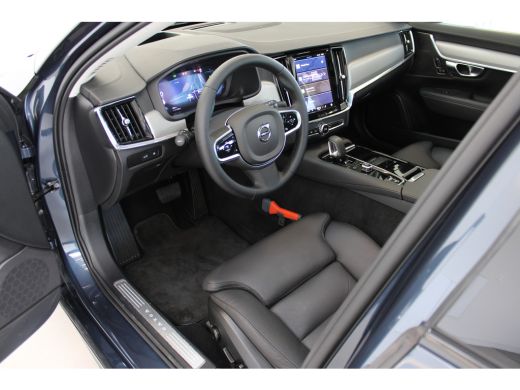 Volvo  V90 T6 350PK Ultra Dark | 360° | HK Audio | Gelam. Glas | Trekhaak | Adap Cruise | Panoramadak ActivLease financial lease