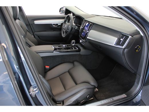 Volvo  V90 T6 350PK Ultra Dark | 360° | HK Audio | Gelam. Glas | Trekhaak | Adap Cruise | Panoramadak ActivLease financial lease