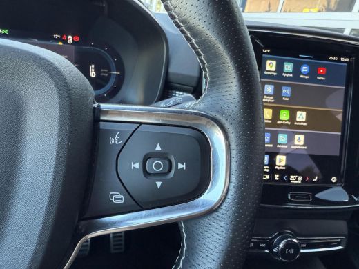 Volvo  XC40 Recharge P8 AWD R-Design SOH 93% Navi Camera Led Carplay ActivLease financial lease