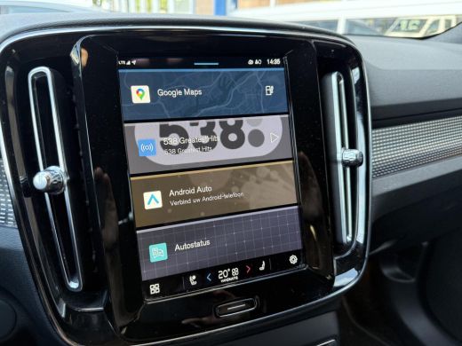 Volvo  XC40 Recharge P8 AWD R-Design SOH 93% Navi Camera Led Carplay ActivLease financial lease