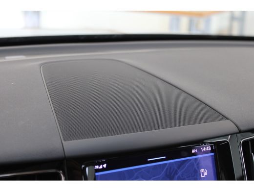 Volvo  XC60 B5 250PK Momentum Business | 18'' | Getint Glas | Memory Seats | Stoel&Stuur Verw. | Park Assist | ActivLease financial lease