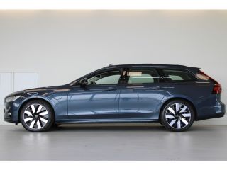 Volvo  V90 T6 350PK Ultra Dark | 360° | HK Audio | Gelam. Glas | Trekhaak | Adap Cruise | Panoramadak