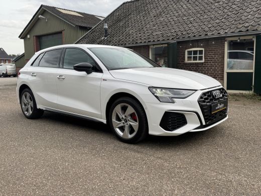 Audi A3 Sportback 45 TFSI e S edition PHEV S-LINE NAVI LED ECC 78000KM!!! ActivLease financial lease