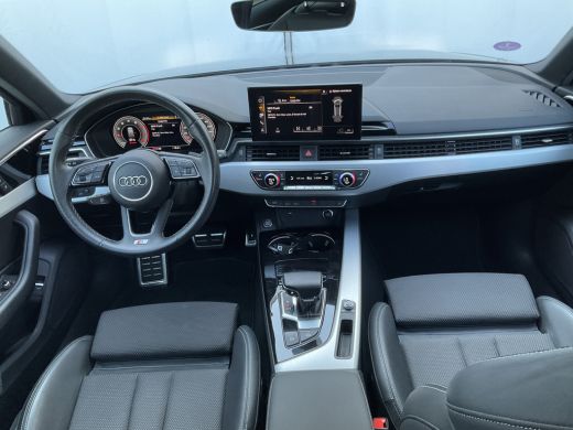 Audi A4 Avant 35 TFSI S edition Virtual Carplay Stoelverw Keyless Trekhaak Led Elek.Klep S-Line NL-Auto! ActivLease financial lease