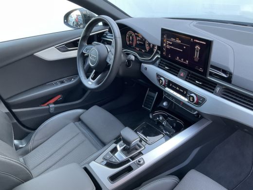 Audi A4 Avant 35 TFSI S edition Virtual Carplay Stoelverw Keyless Trekhaak Led Elek.Klep S-Line NL-Auto! ActivLease financial lease