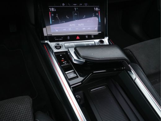 Audi e-tron 50 Quattro S-line Edition 71 kWh [ 3-Fase ] { SOH-100%} (INCL-BTW) *PANO | LEATHER-FABRIC | FULL-... ActivLease financial lease