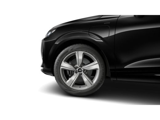 Audi Q3 S edition | Adaptive cruise control | Audi sound system | Climate pakket plus ActivLease financial lease