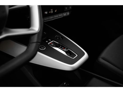 Audi Q4 e-tron Edition | Achterklep, automatisch bedienbaar | Audi Virtual Cockpit | Audi sound system ActivLease financial lease