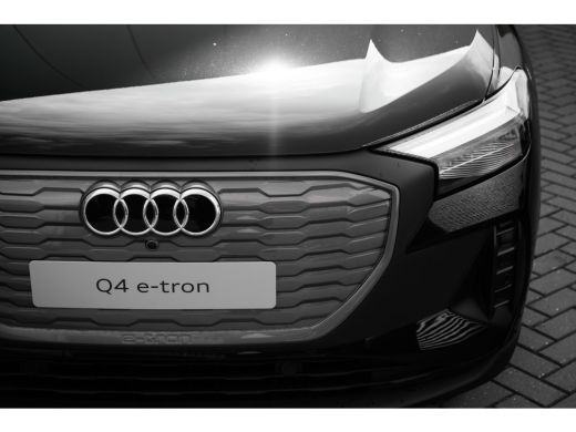 Audi Q4 e-tron Edition | Achterklep, automatisch bedienbaar | Audi Virtual Cockpit | Audi sound system ActivLease financial lease