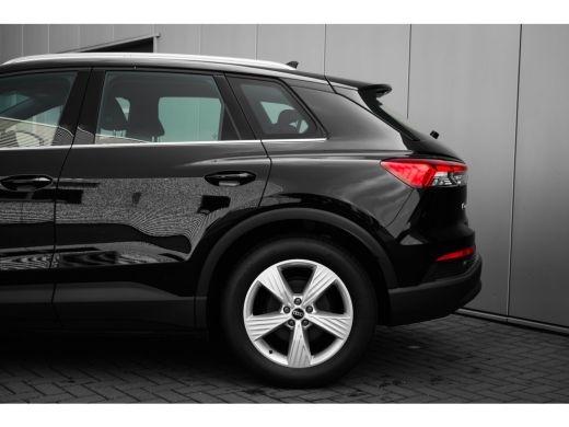 Audi Q4 e-tron Edition | Achterklep, automatisch bedienbaar | Audi Virtual Cockpit | Audi sound system ActivLease financial lease