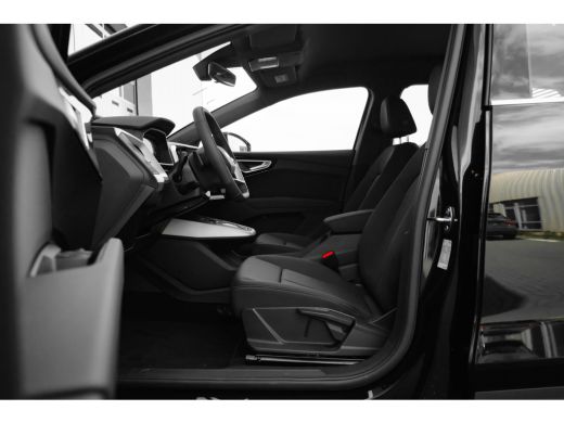 Audi Q4 e-tron Edition | Achterklep, automatisch bedienbaar | Audi Virtual Cockpit | Audi sound system ActivLease financial lease