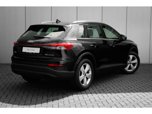 Audi Q4 e-tron Edition | Achterklep, automatisch bedienbaar | Audi Virtual Cockpit | Audi sound system ActivLease financial lease