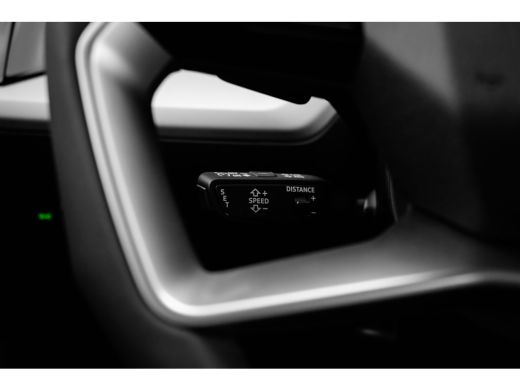 Audi Q4 e-tron Edition | Achterklep, automatisch bedienbaar | Audi Virtual Cockpit | Audi sound system ActivLease financial lease