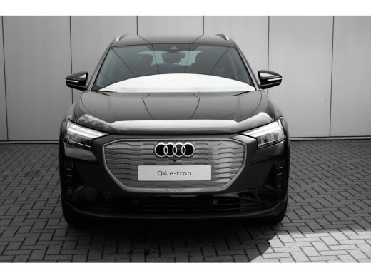 Audi Q4 e-tron Edition | Achterklep, automatisch bedienbaar | Audi Virtual Cockpit | Audi sound system ActivLease financial lease