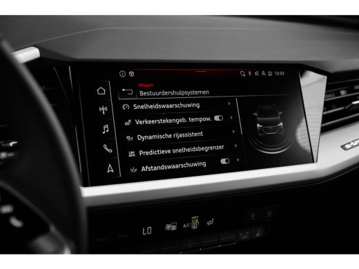 Audi Q4 e-tron Edition | Achterklep, automatisch bedienbaar | Audi Virtual Cockpit | Audi sound system ActivLease financial lease