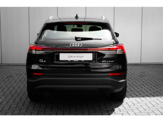 Audi Q4 e-tron Edition | Achterklep, automatisch bedienbaar | Audi Virtual Cockpit | Audi sound system ActivLease financial lease