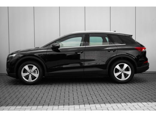 Audi Q4 e-tron Edition | Achterklep, automatisch bedienbaar | Audi Virtual Cockpit | Audi sound system ActivLease financial lease