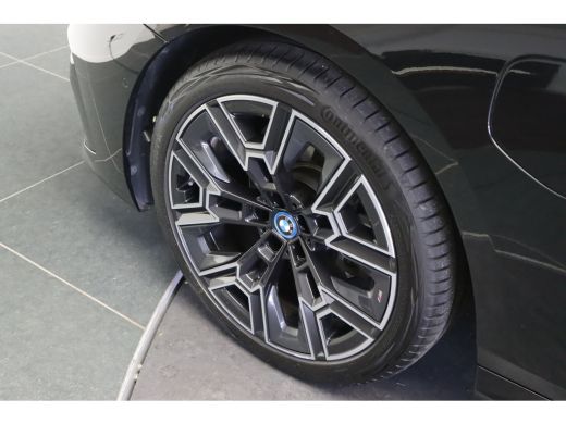 BMW 5 Serie Touring 530e M Sport Automaat / Trekhaak / Stoelventilatie / Achteruitrijcamera / Comfort Access ... ActivLease financial lease