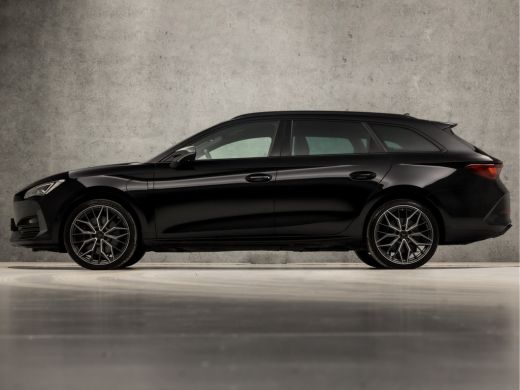 CUPRA Leon Sportstourer 1.4 e-Hybrid VZ 245Pk Automaat (APPLE CARPLAY, GROOT NAVI, DIGITAL COCKPIT, CAMERA, LEDER, SPORTS... ActivLease financial lease