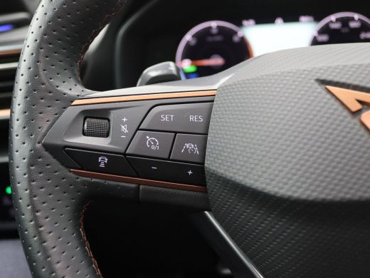 CUPRA Leon Sportstourer 1.4 e-Hybrid VZ Performance 245PK DSG Black Edition, Pano-Schuifdak, Adaptieve Cruise Controle, T... ActivLease financial lease