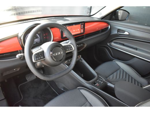 Fiat 600 Urban 54 kWh | Draadloos Apple Carplay & Android Auto | Parkeersensoren | Cruise Control | !! ActivLease financial lease