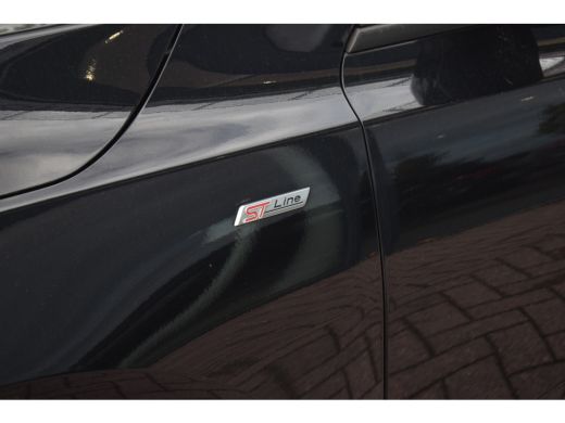Ford Focus 1.5 EcoBoost ST Line Business | Apple CarPlay | Airco | Sportstoelen | Cruise ActivLease financial lease