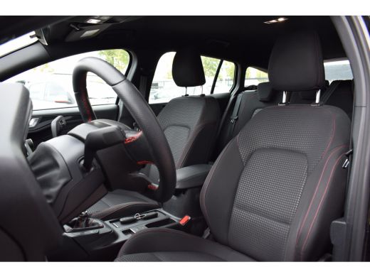 Ford Focus 1.5 EcoBoost ST Line Business | Apple CarPlay | Airco | Sportstoelen | Cruise ActivLease financial lease