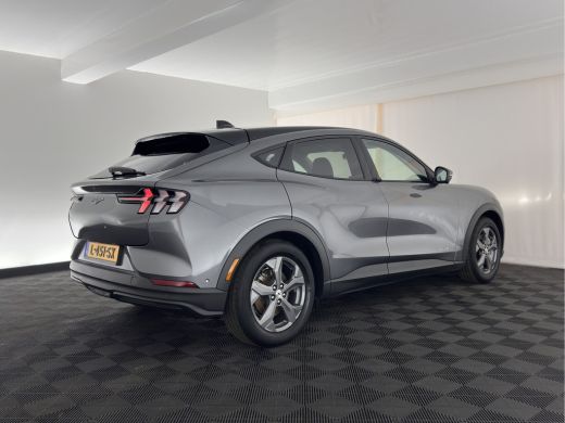 Ford Mustang Mach-E Mach-E RWD 75 kWh [ 3-Fase ] {SOH-94%} (INCL-BTW) *PANO | LUXURY-LEATHER | ADAPTIVE-CRUISE | BANG... ActivLease financial lease