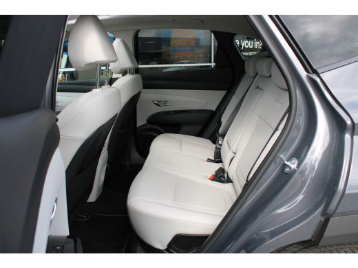Hyundai Tucson 1.6 T-GDI PHEV Premium Sky | Lederen bekleding | 360 camera | Schuifkantel dak | Stoelverwarming ... ActivLease financial lease