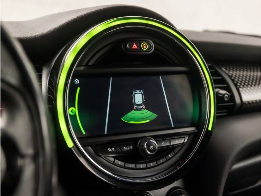 Mini Cooper S 2.0 Cooper S John Cooper Works 192Pk (APPLE CARPLAY, GROOT NAVI, HEAD-UP DISPLAY, LEDEREN SPORTST... ActivLease financial lease