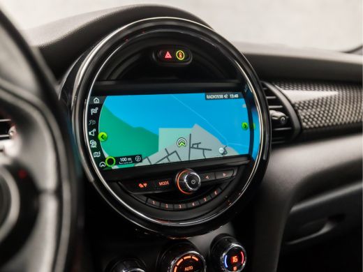 Mini Cooper S 2.0 Cooper S John Cooper Works 192Pk (APPLE CARPLAY, GROOT NAVI, HEAD-UP DISPLAY, LEDEREN SPORTST... ActivLease financial lease