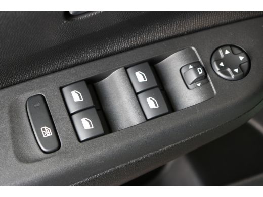 Opel Corsa 1.2 Turbo 100PK YES | Apple Carplay/Android Auto | Airco | Cruise | Stoel- & Stuurverwarming | Pa... ActivLease financial lease