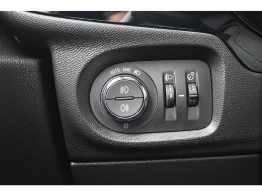 Opel Corsa-e GS Line 50 kWh 3 Fase | Premium Pakket | Unieke KM-stand! | Navigatie | Achteruitrijcamera | Keyl... ActivLease financial lease