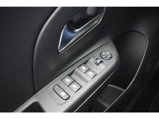 Opel Corsa-e GS Line 50 kWh 3 Fase | Premium Pakket | Unieke KM-stand! | Navigatie | Achteruitrijcamera | Keyl... ActivLease financial lease